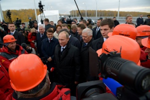 Президент Российской Федерации Владимир Путин принял участие в открытии нового мостового перехода через Обь – Бугринского моста